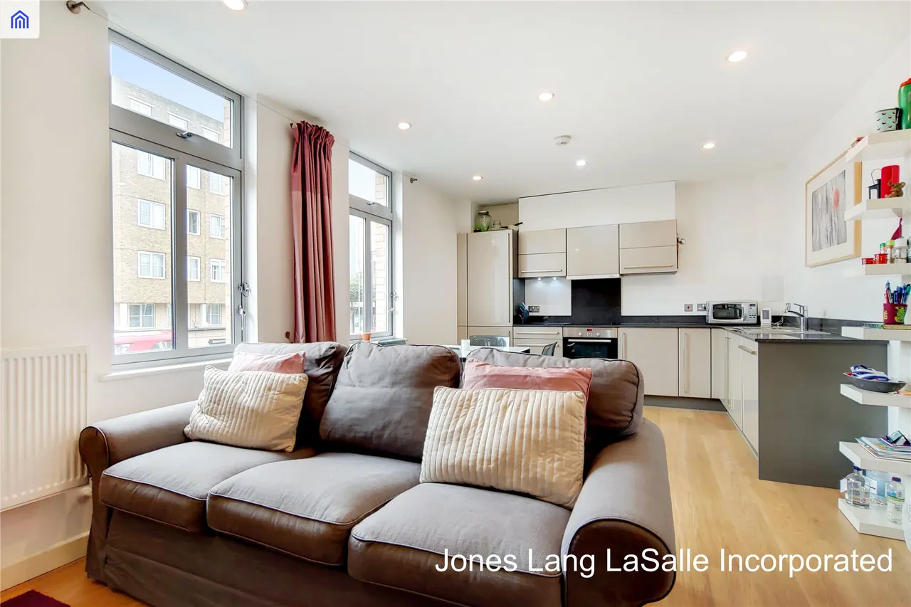 Salton Square, London, E14, photo 2