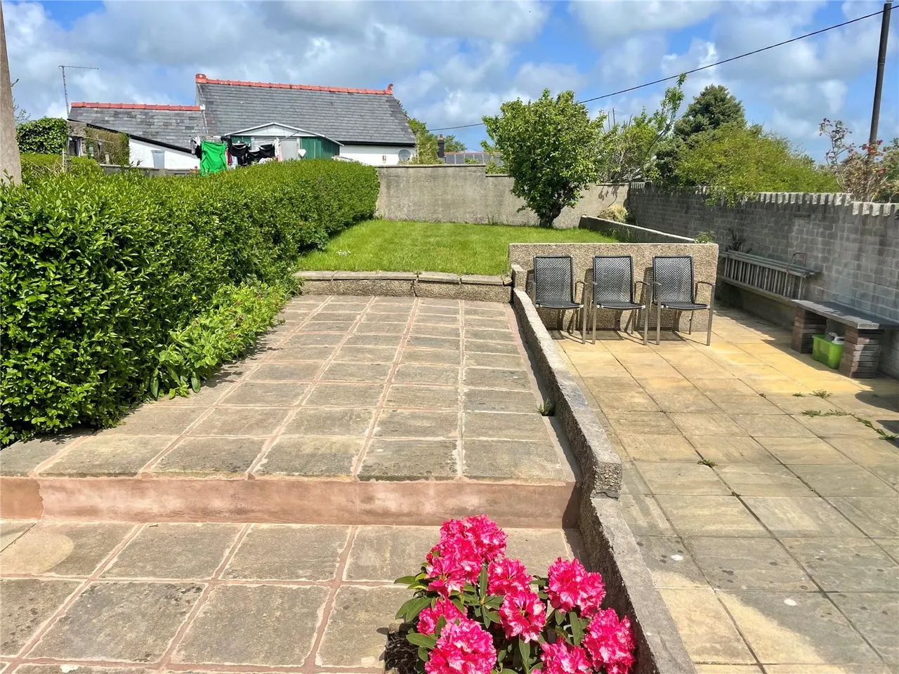 Ffordd Pedrog, Llanbedrog, LL53, photo 3