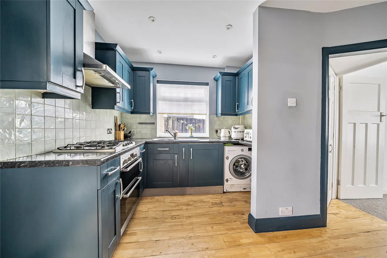 Weston Avenue, Addlestone, KT15, photo 4