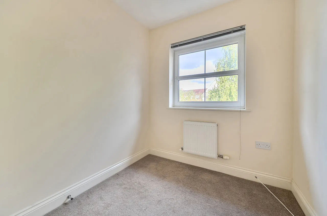 East Hundreds, Fleet, Hampshire, GU51 1HL, photo 9
