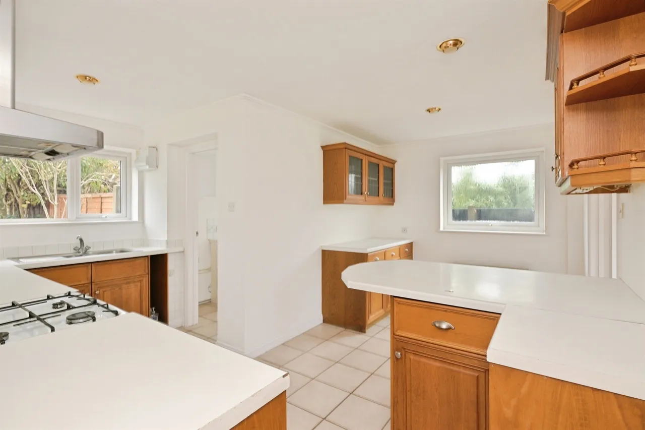 Wallers Way, Hoddesdon, photo 2