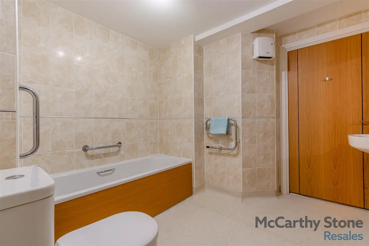 Little Glen Road, Glen Parva, LE2, photo 14