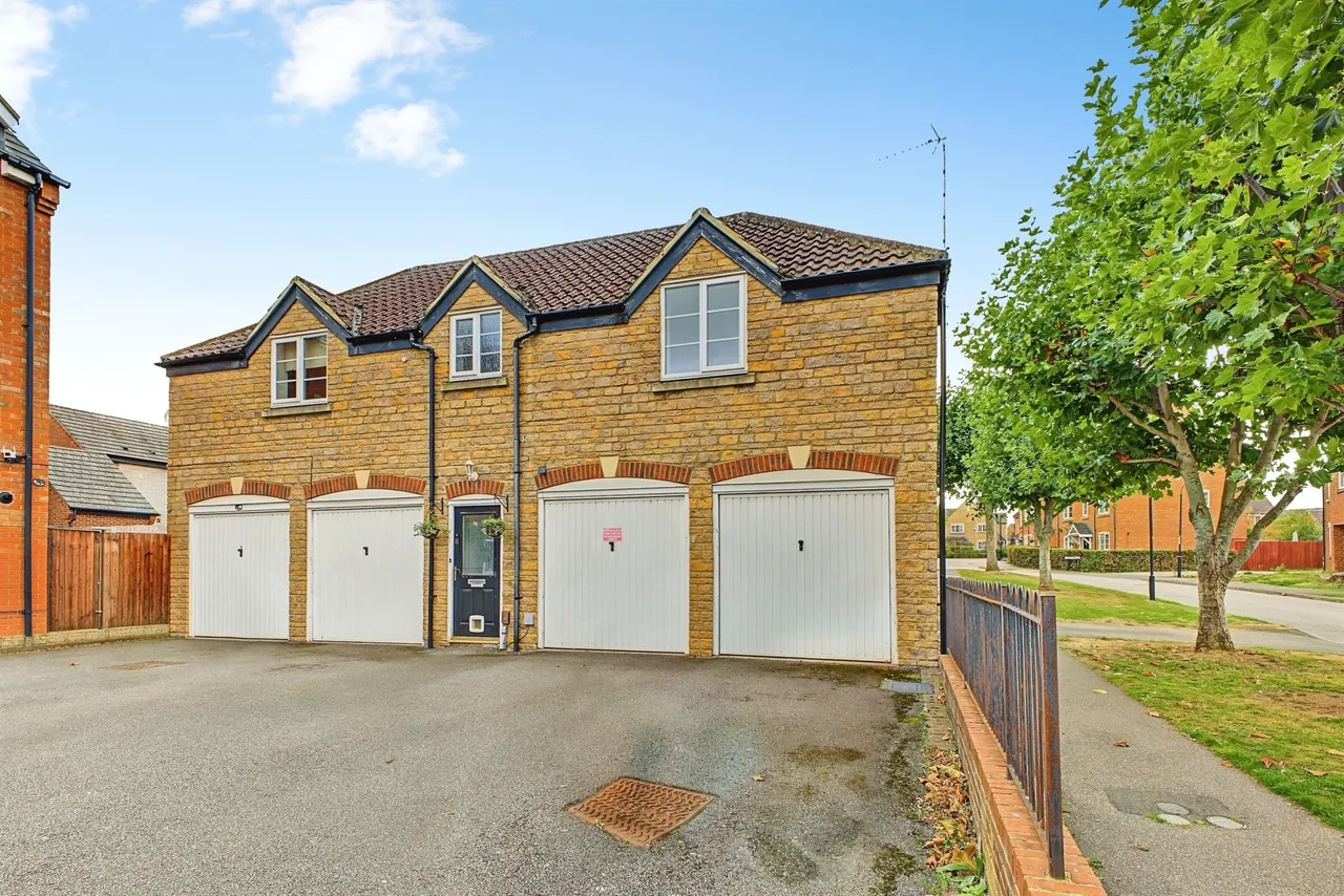 Cony Walk, Grange Park, NN4, photo 15