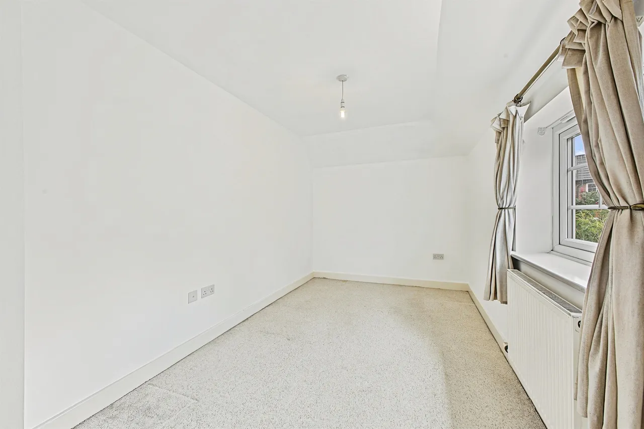 Cony Walk, Grange Park, NN4, photo 11