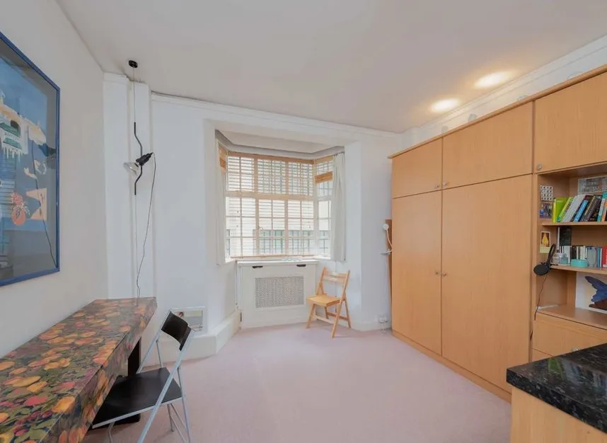 Woburn Place, Bloomsbury, WC1H, photo 4