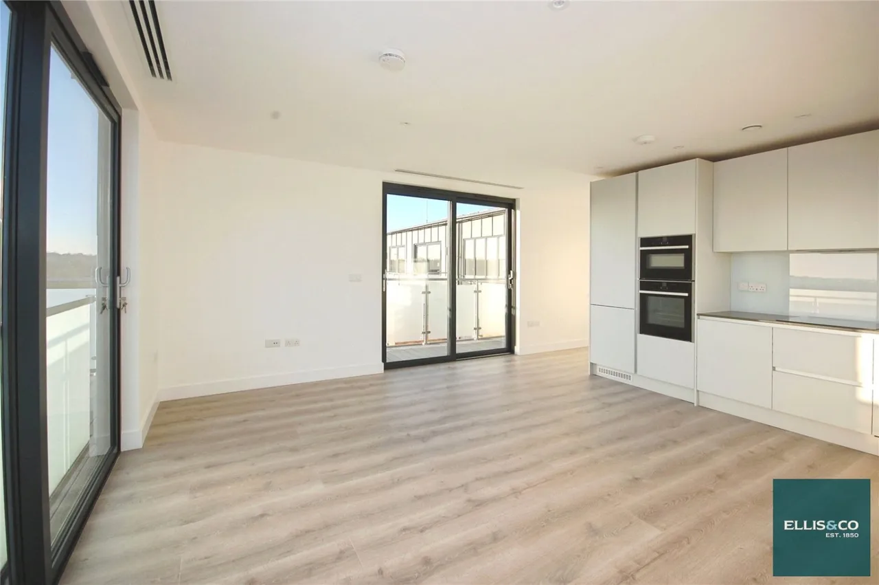 Wickliffe Avenue, Finchley, N3, photo 6