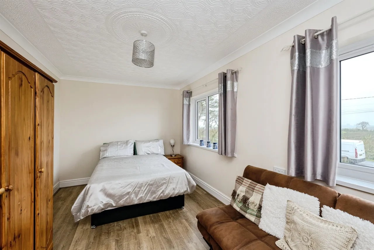 Heol Gelli Fawr Llanelli, SA15, photo 21