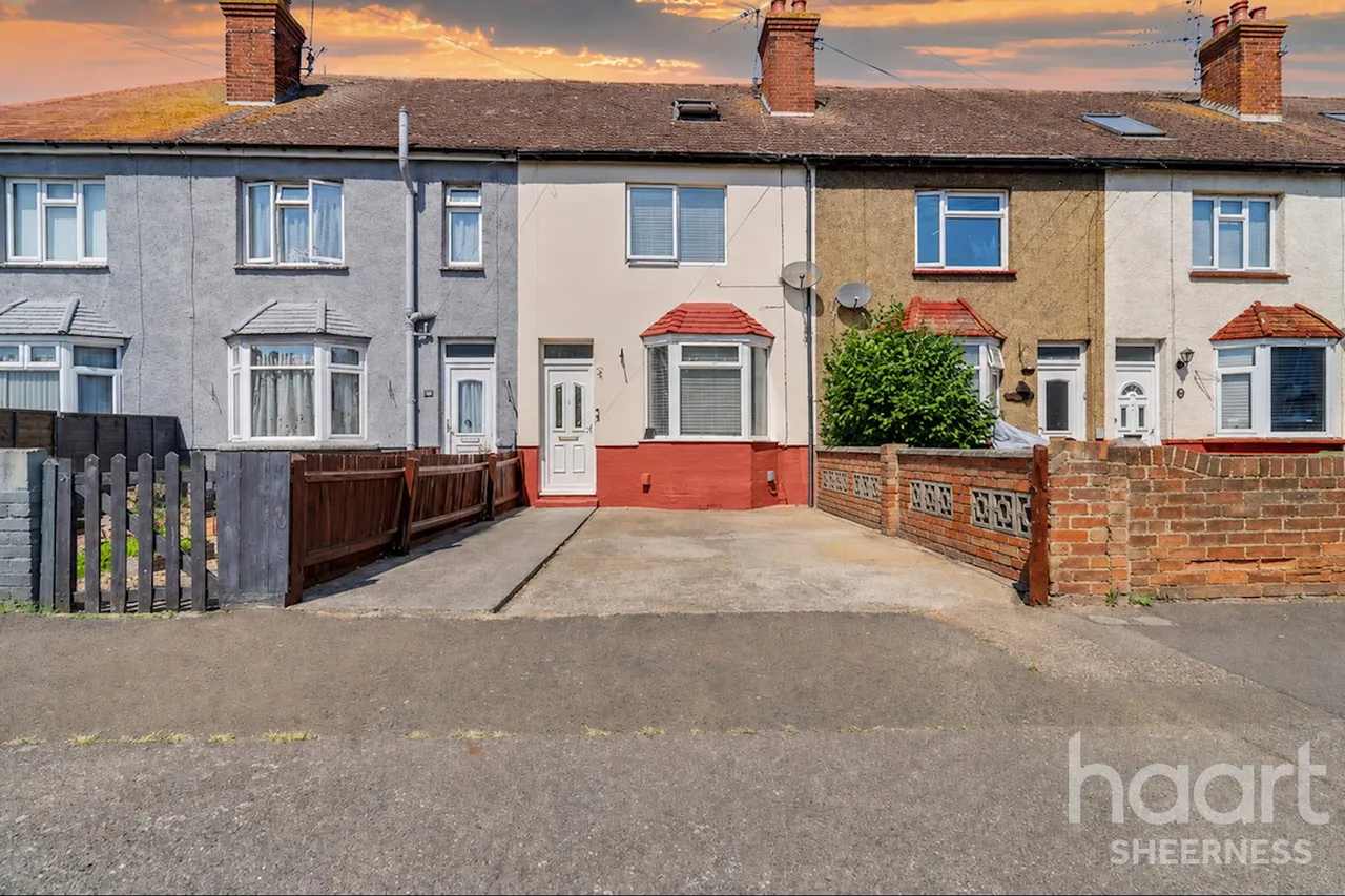 3 bed house for sale, Cecil Avenue, Sheerness, ME12