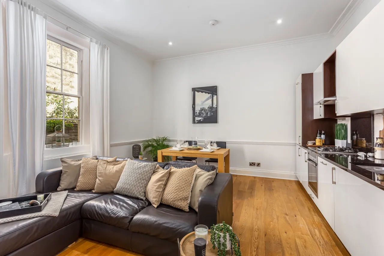 Milsom Place, Bath, BA1, photo 9