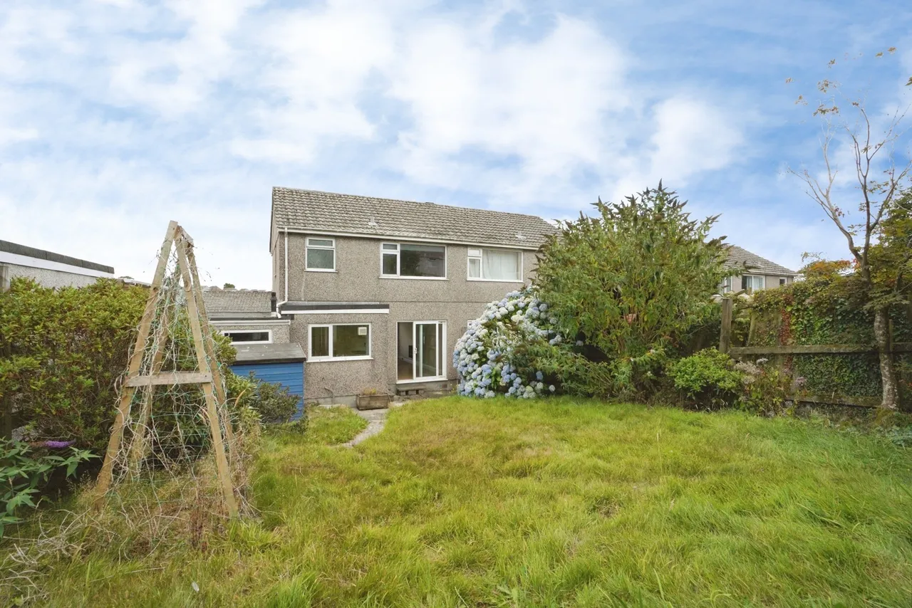 3 bed house for sale, Dennis Road, Liskeard, PL14