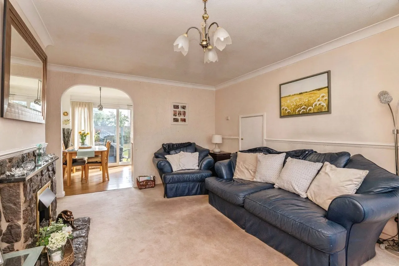 Byron Gardens, Tilbury, Essex, RM18, photo 5