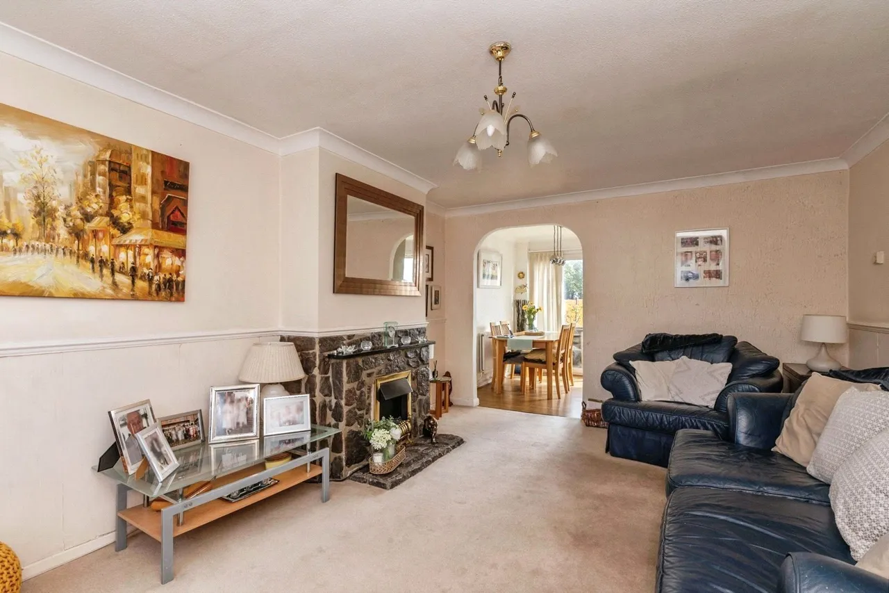 Byron Gardens, Tilbury, Essex, RM18, photo 3