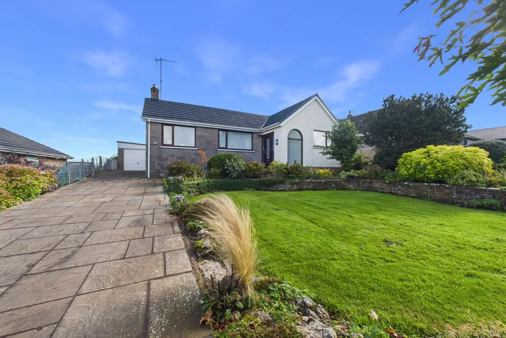 2 bed house for sale, Hazelwood, Silverdale, LA5