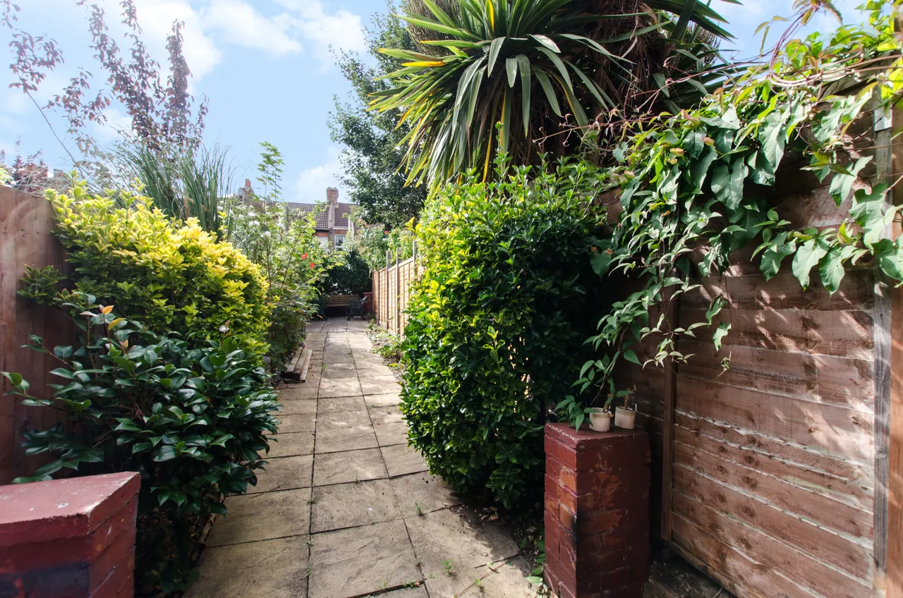 London, SW17, photo 8