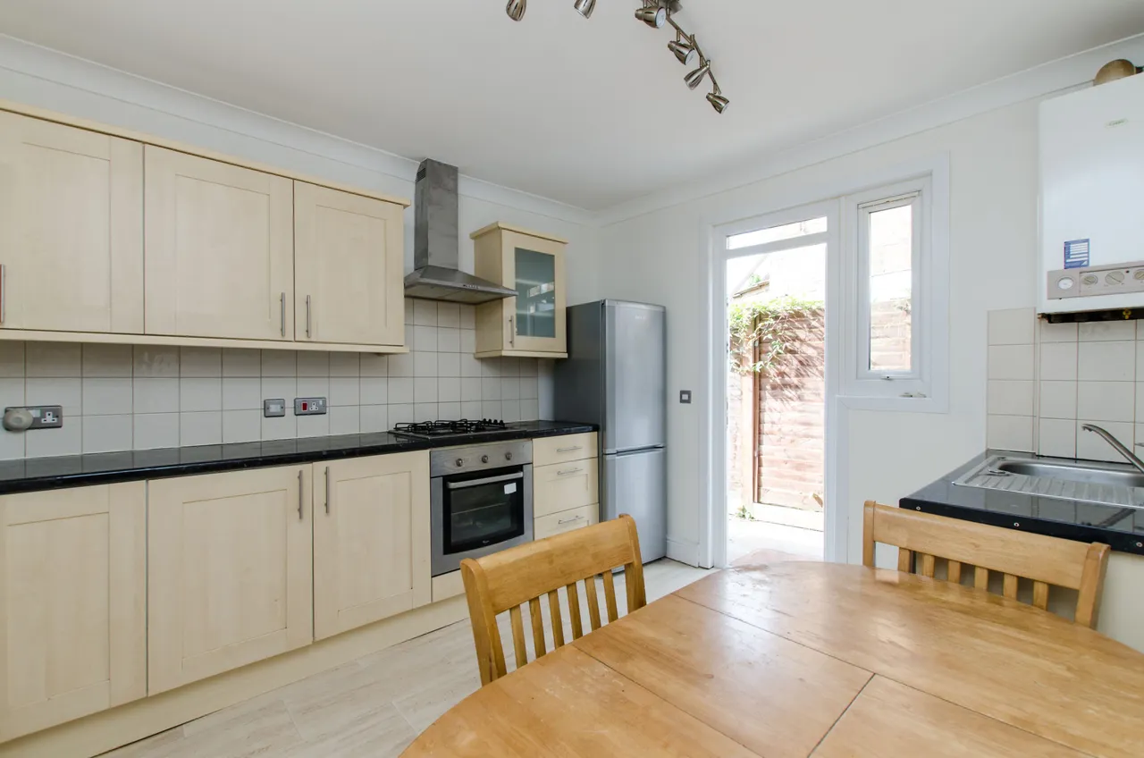 London, SW17, photo 2