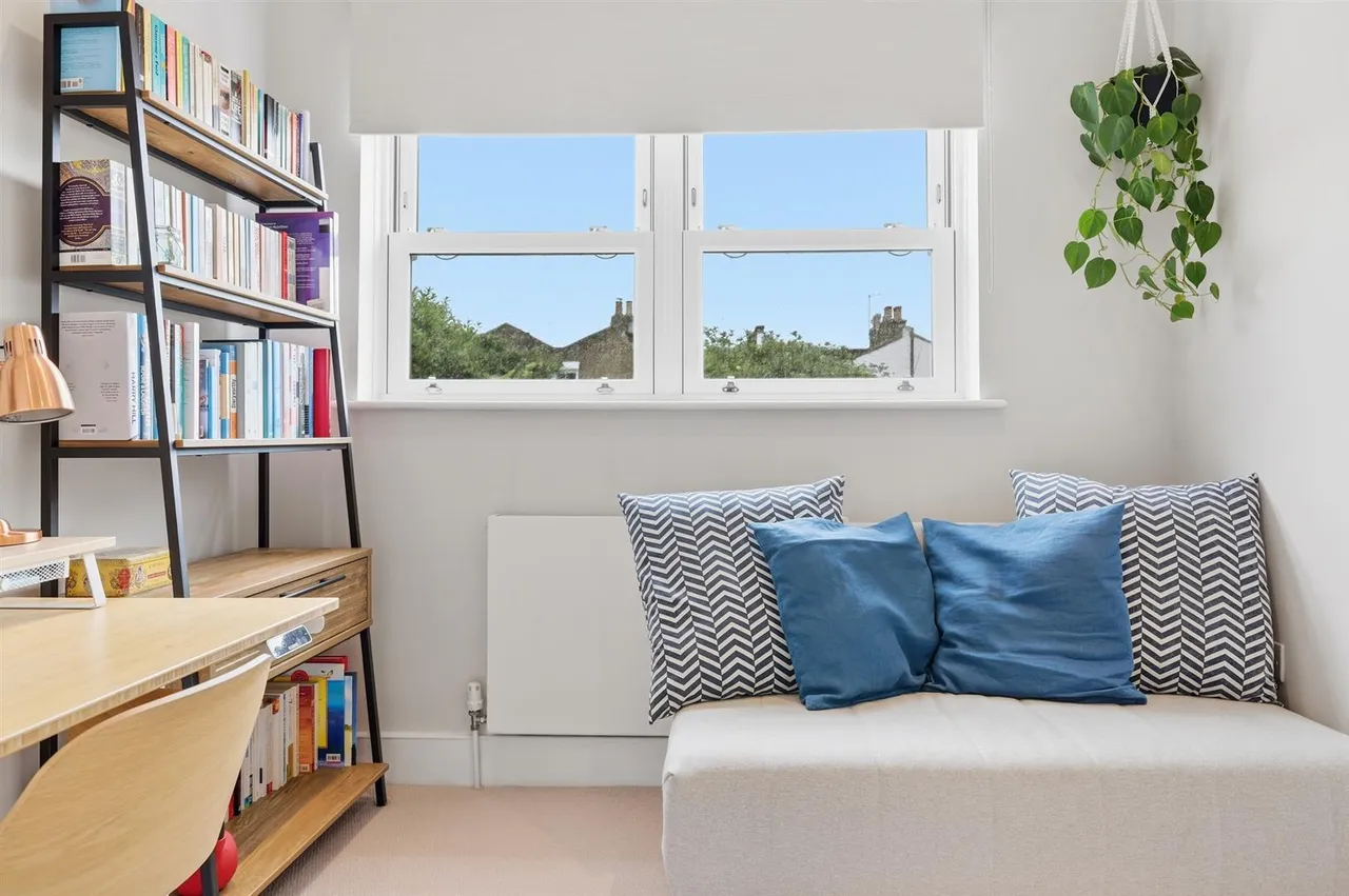 Herrick Road, London, N5, photo 9