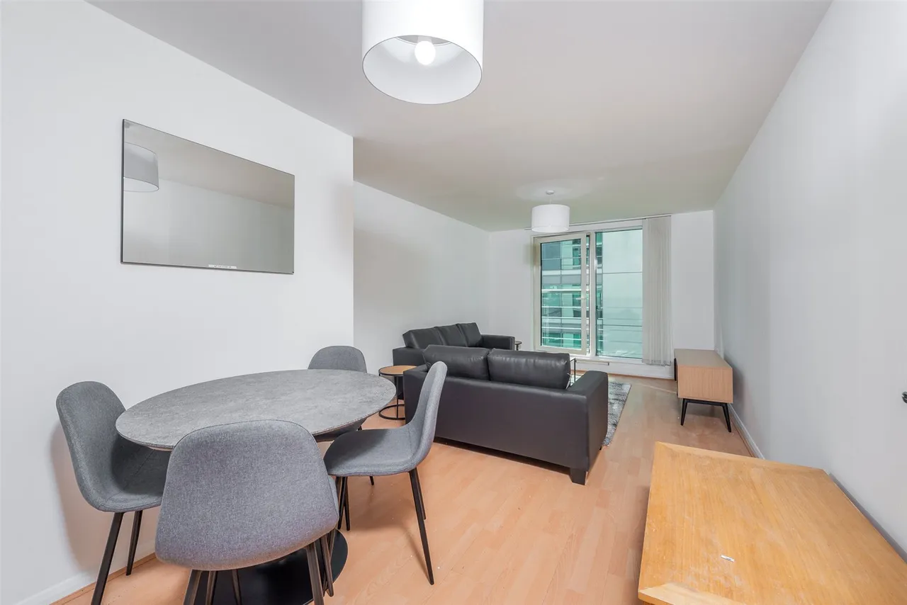 Admiral House, St George Wharf, SW8, photo 3
