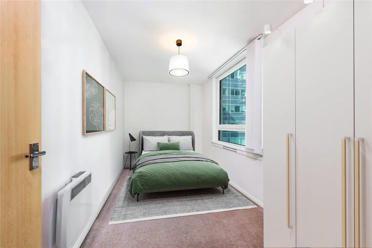Admiral House, St George Wharf, SW8, photo 5