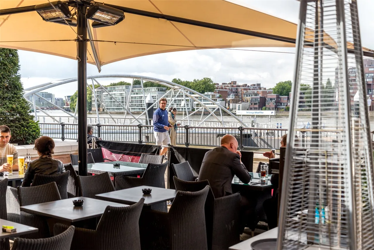 Admiral House, St George Wharf, SW8, photo 15