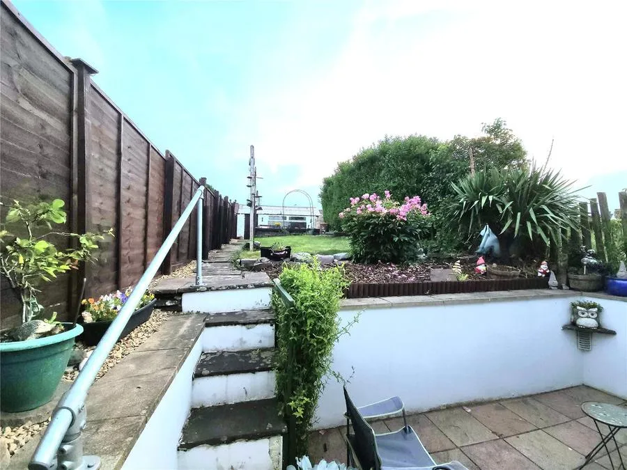 Llandaff Row, Penpentre, LD3, photo 16