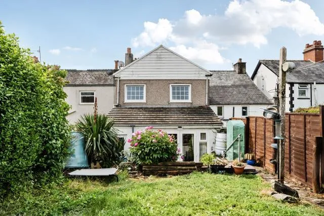 Llandaff Row, Penpentre, LD3, photo 9