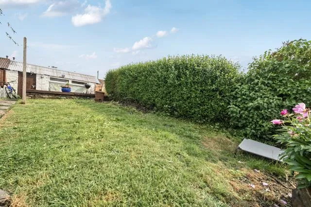 Llandaff Row, Penpentre, LD3, photo 11