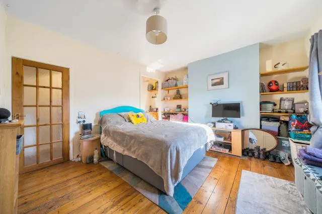 Llandaff Row, Penpentre, LD3, photo 2