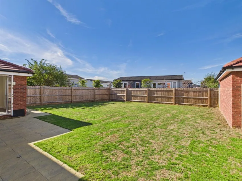 Aster Close, Twigworth, photo 4