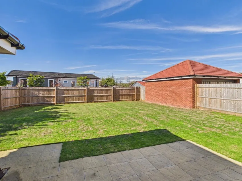 Aster Close, Twigworth, photo 34