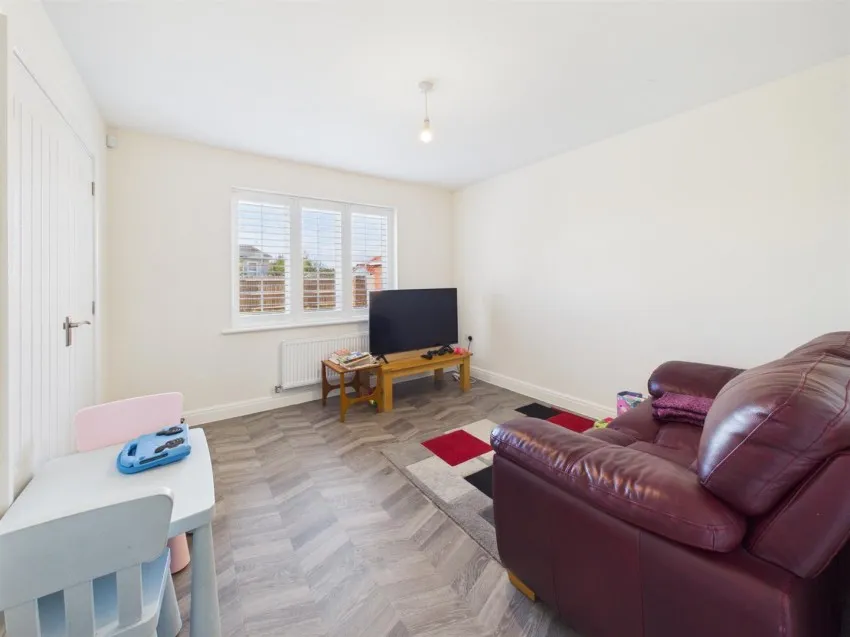 Aster Close, Twigworth, photo 17