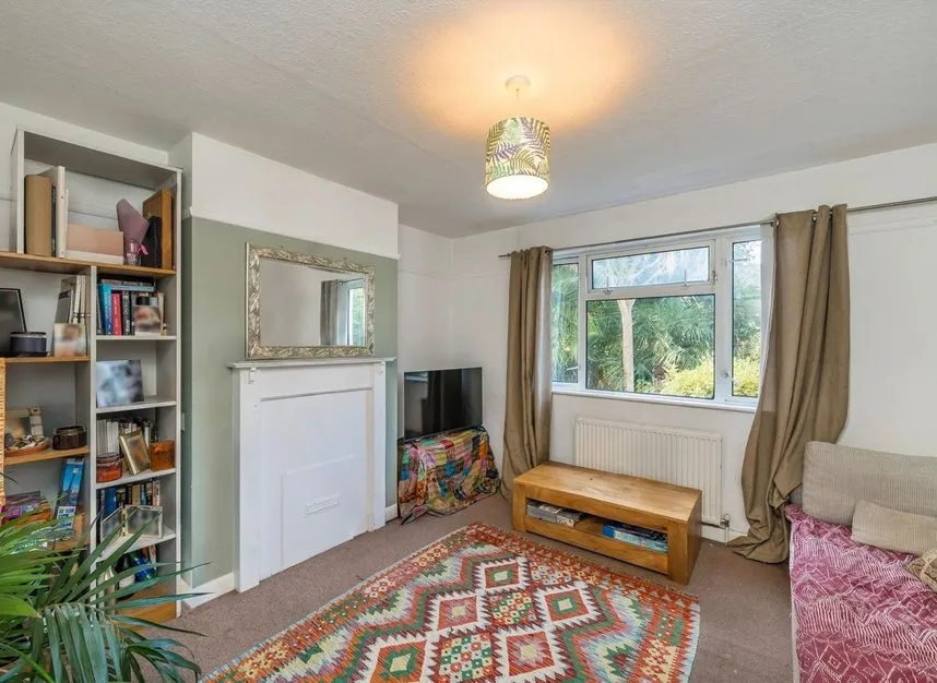 Park Close, Kingston Upon Thames, KT2, photo 2