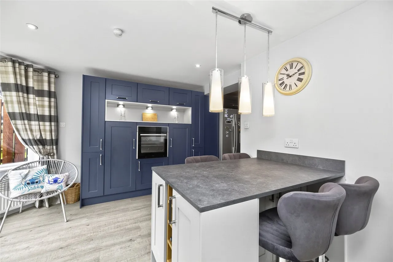 Ash Grove, Blackburn, AB21, photo 7