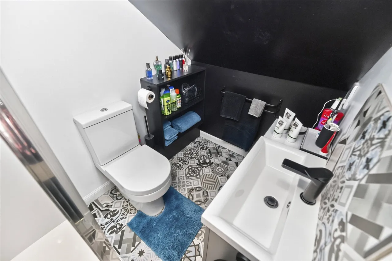 Ash Grove, Blackburn, AB21, photo 24