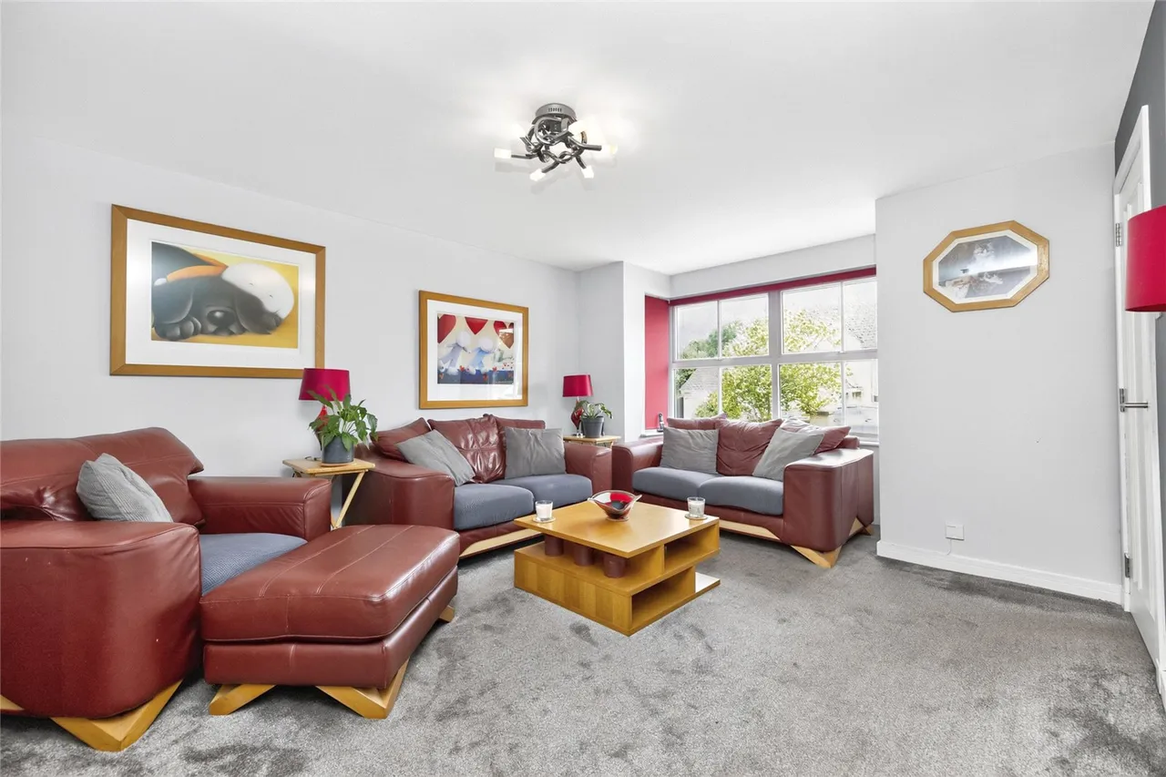 Ash Grove, Blackburn, AB21, photo 2