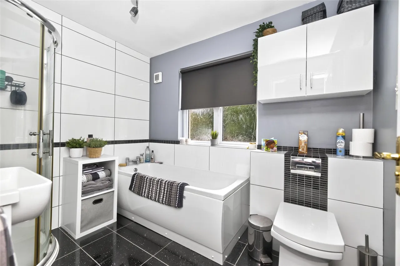 Ash Grove, Blackburn, AB21, photo 21