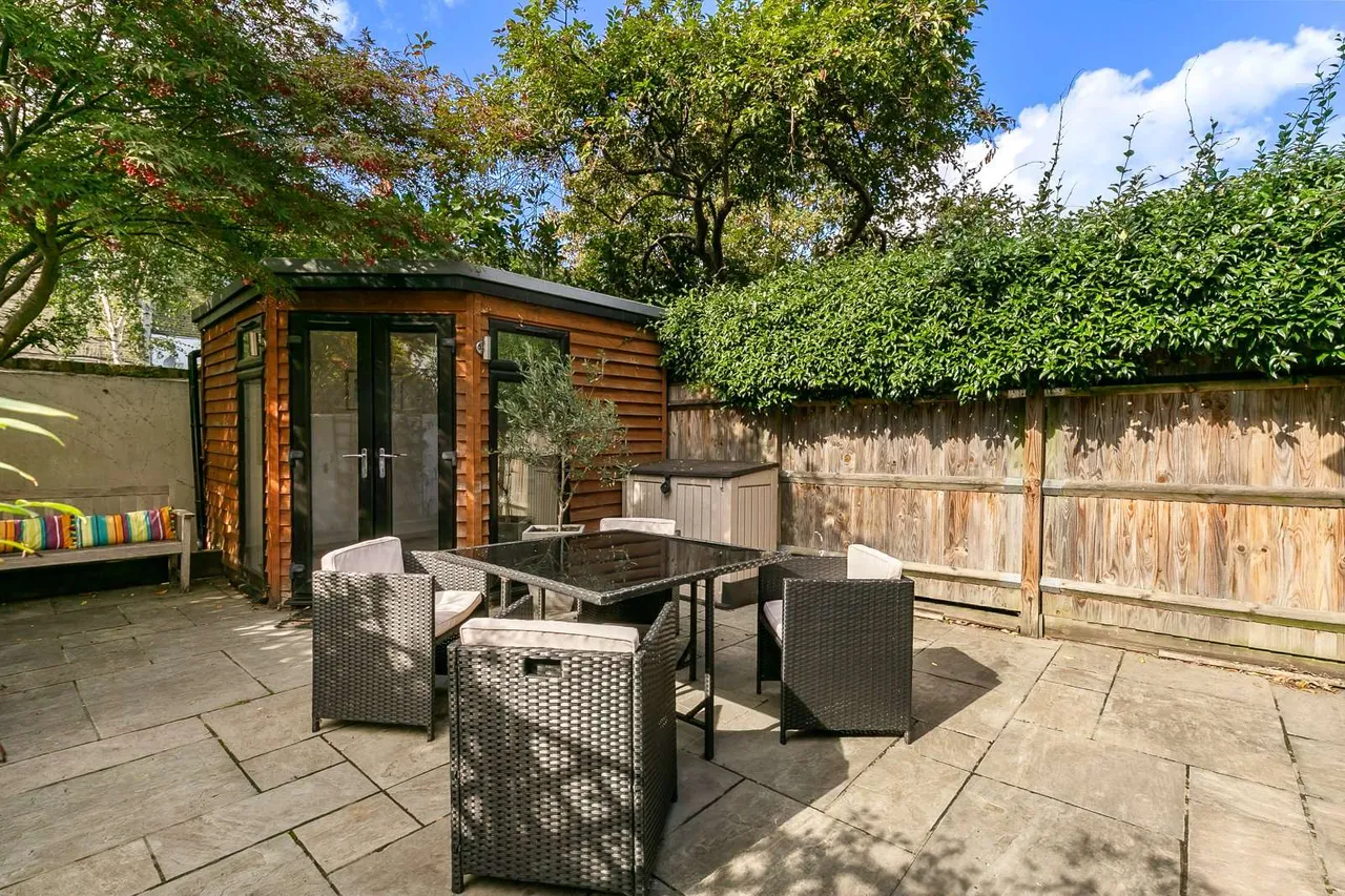 Lavender Gardens, London, SW11, photo 11