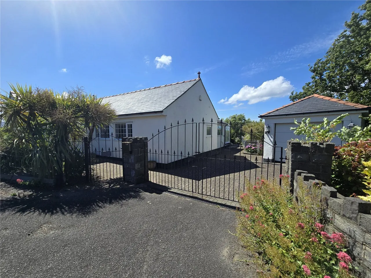Aberdesach, Caernarfon, LL54, photo 24