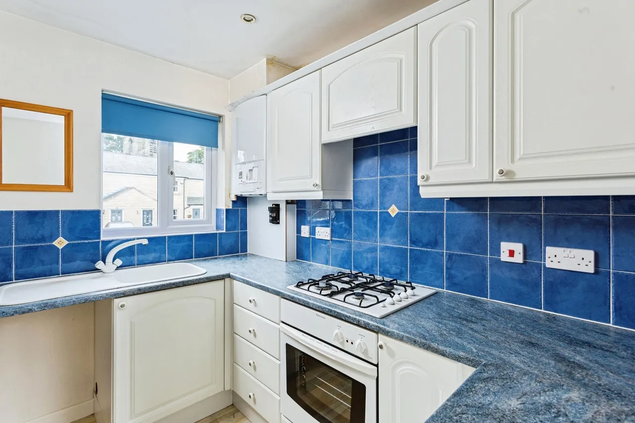Town Gate Close, Guiseley, LS20, photo 7