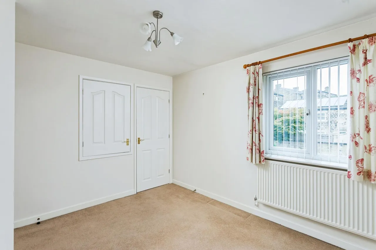 Town Gate Close, Guiseley, LS20, photo 4