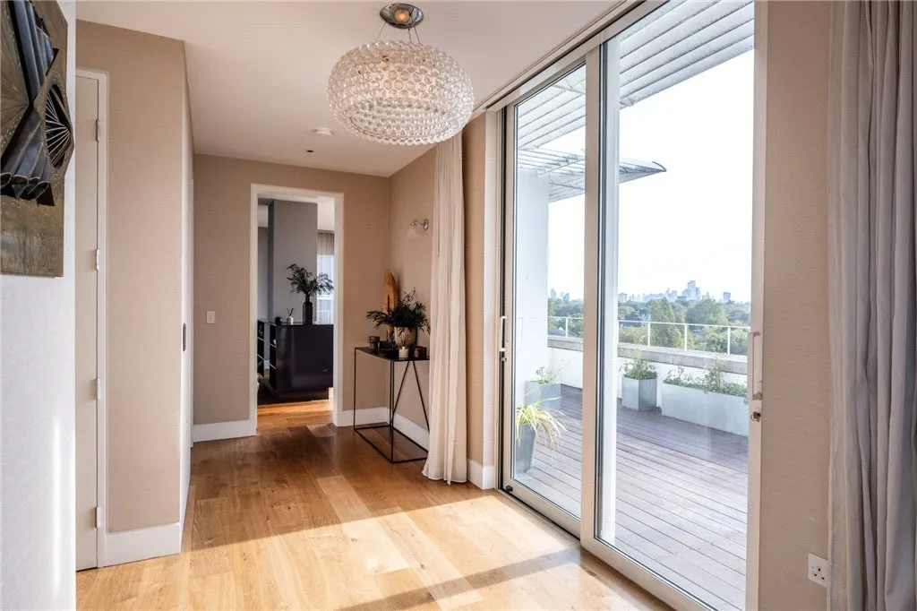 Prince Albert Road, London, NW8, photo 16