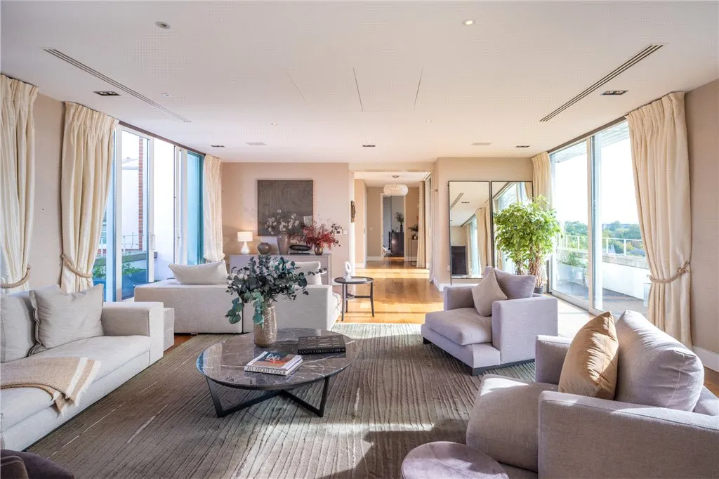 Prince Albert Road, London, NW8, photo 13