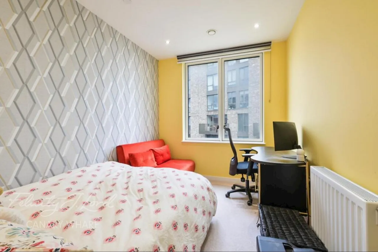 Cavendish Square, London, E16, photo 9
