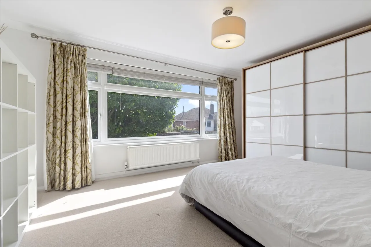 Eastergate Close, Goring-By-Sea, Worthing, photo 14