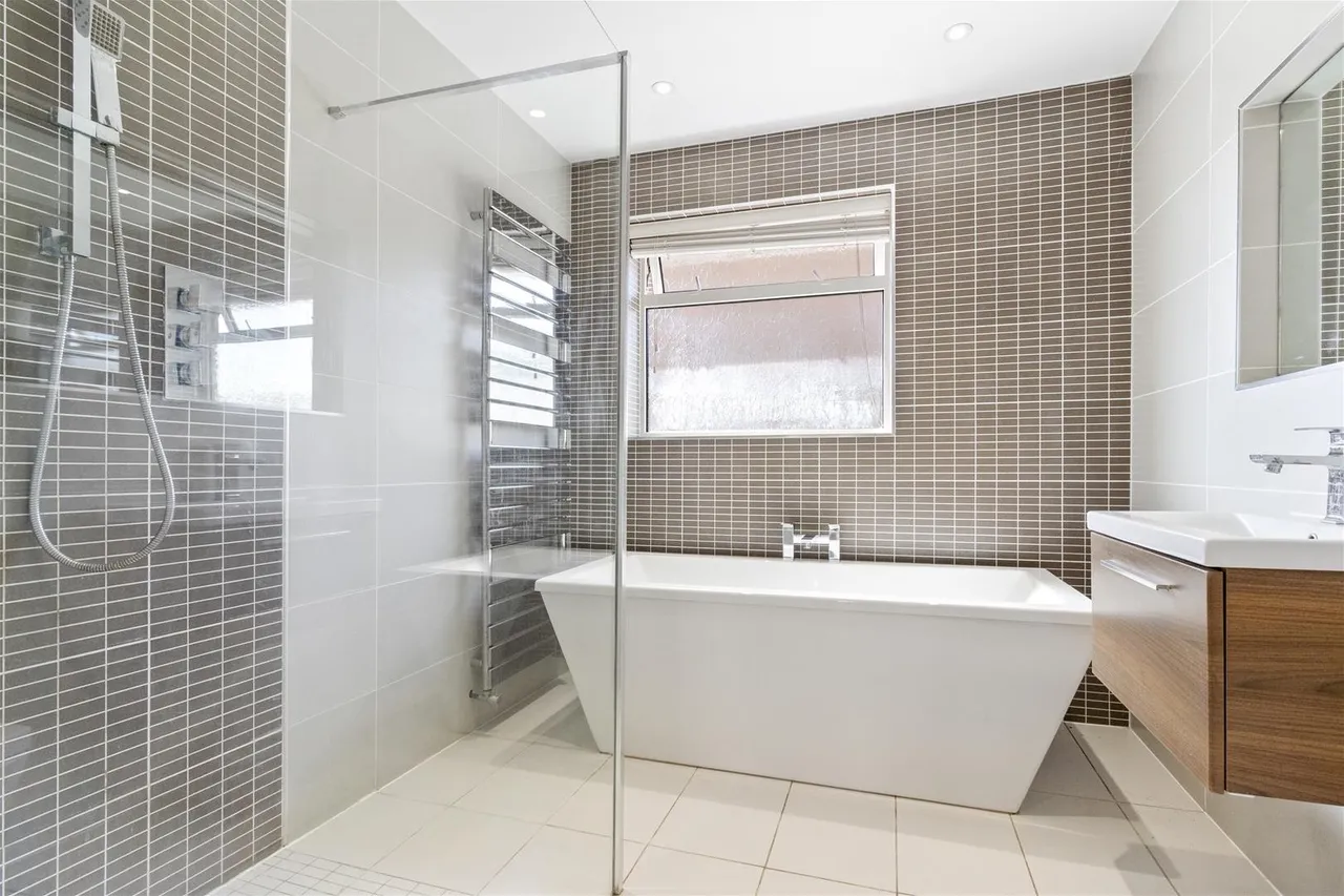 Eastergate Close, Goring-By-Sea, Worthing, photo 12