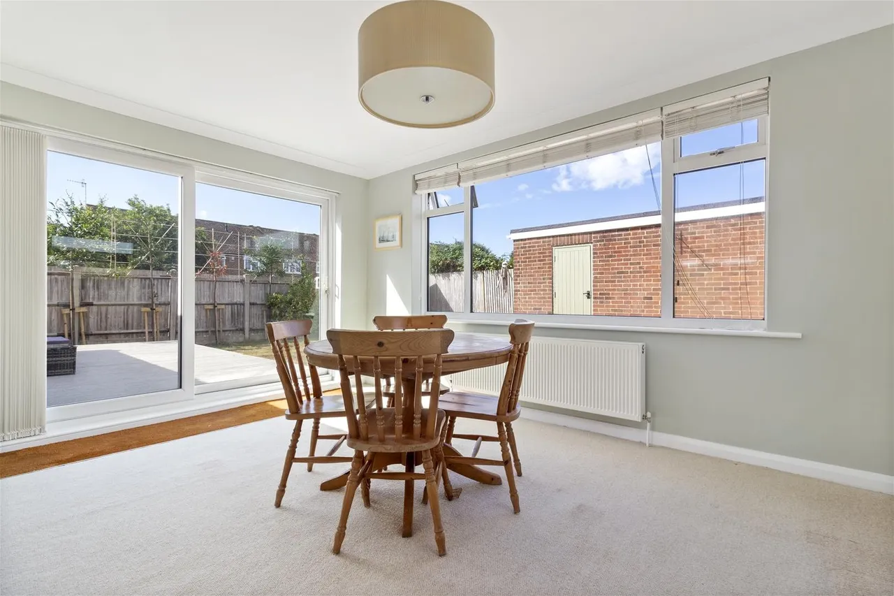 Eastergate Close, Goring-By-Sea, Worthing, photo 8