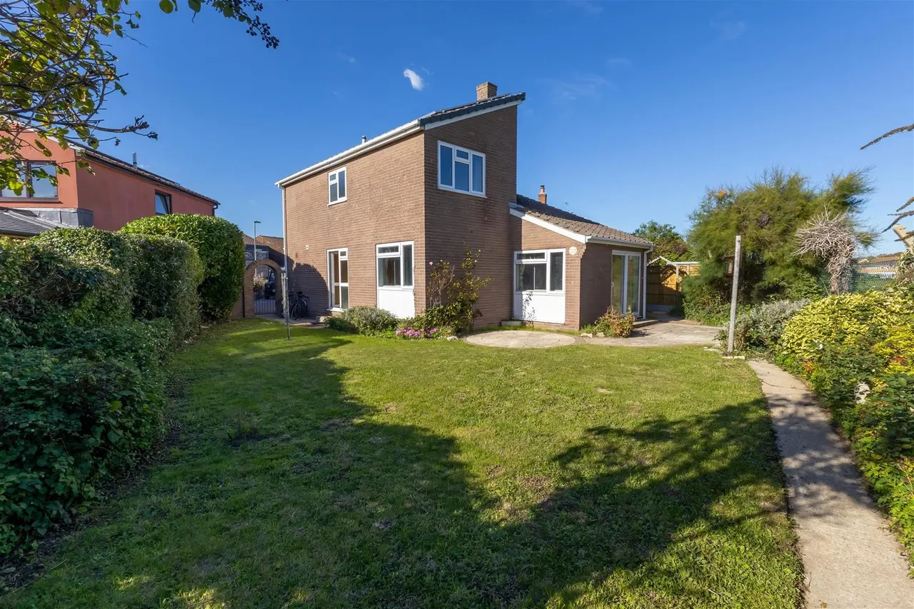 Ashton Way, Stubbington, Fareham, photo 24