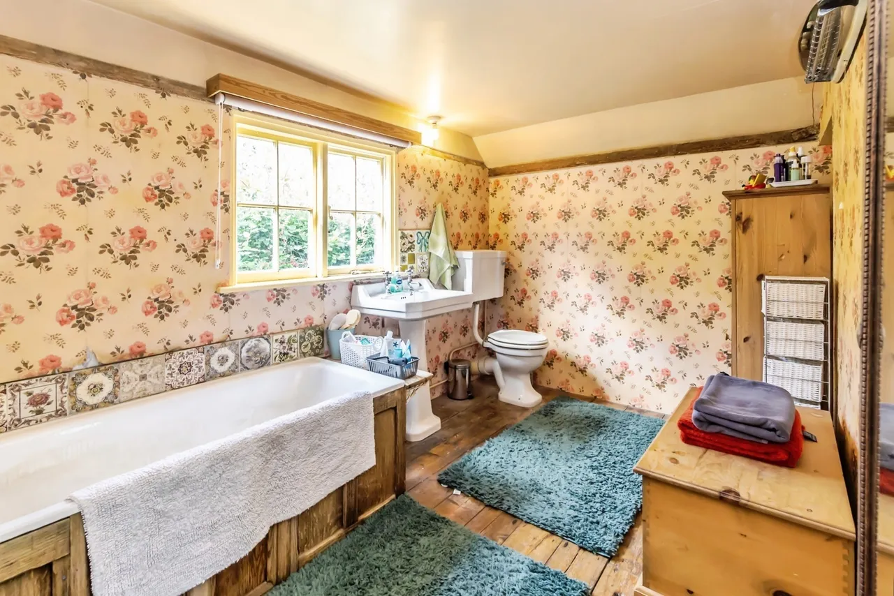 Swife Lane, Heathfield, TN21, photo 39