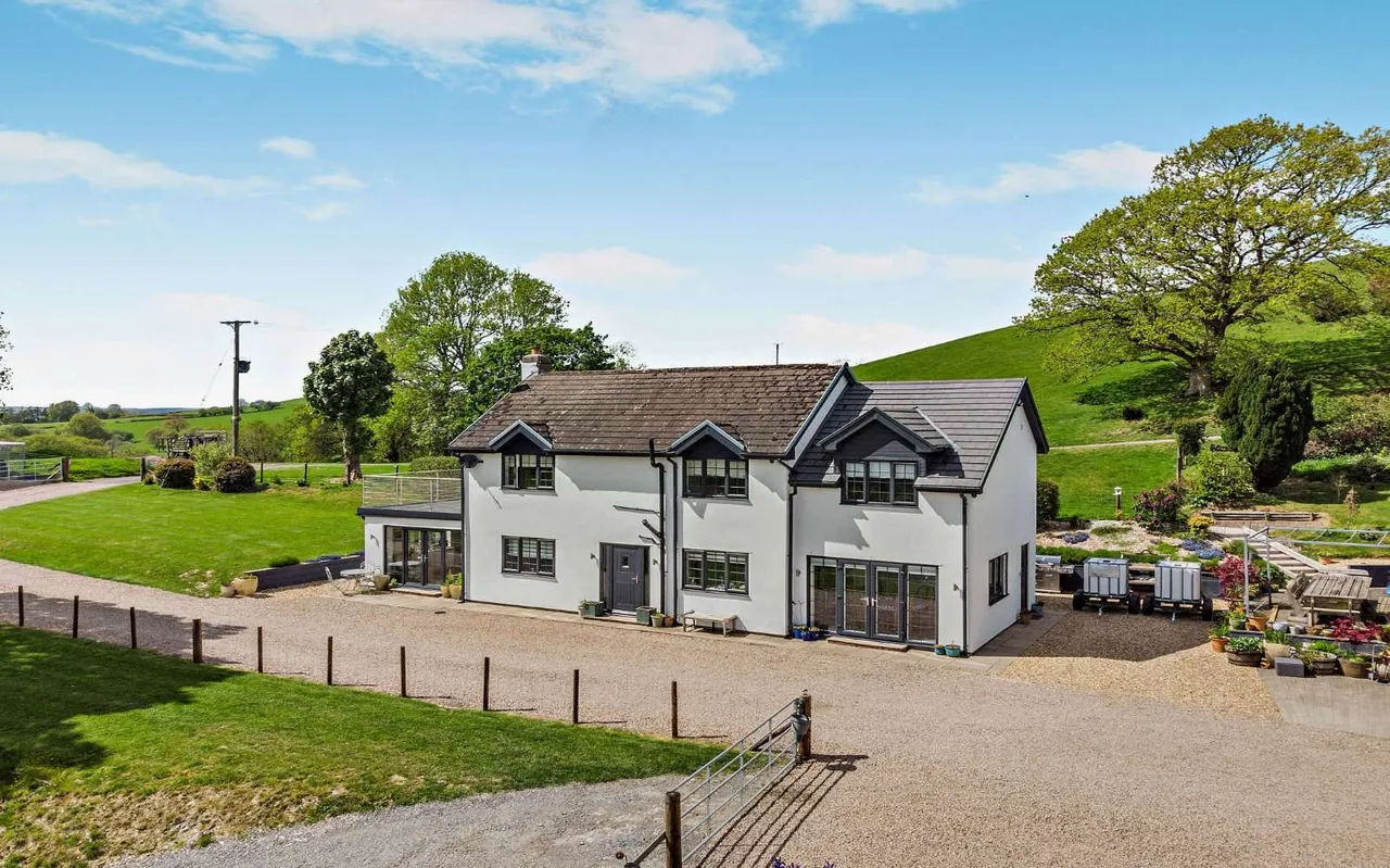 Cefn Penthryn, Brooks, SY21, photo 2