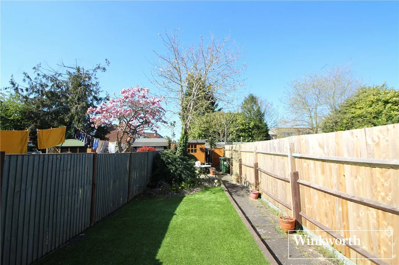 Malden Road, Borehamwood, WD6, photo 2