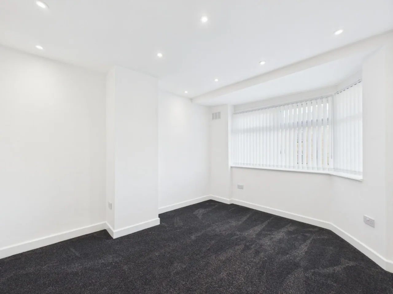 Leeds Road, Eccleshill, BD2, photo 11